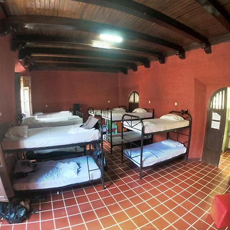 Ricks Hostel Santa Ana Ngoại thất bức ảnh