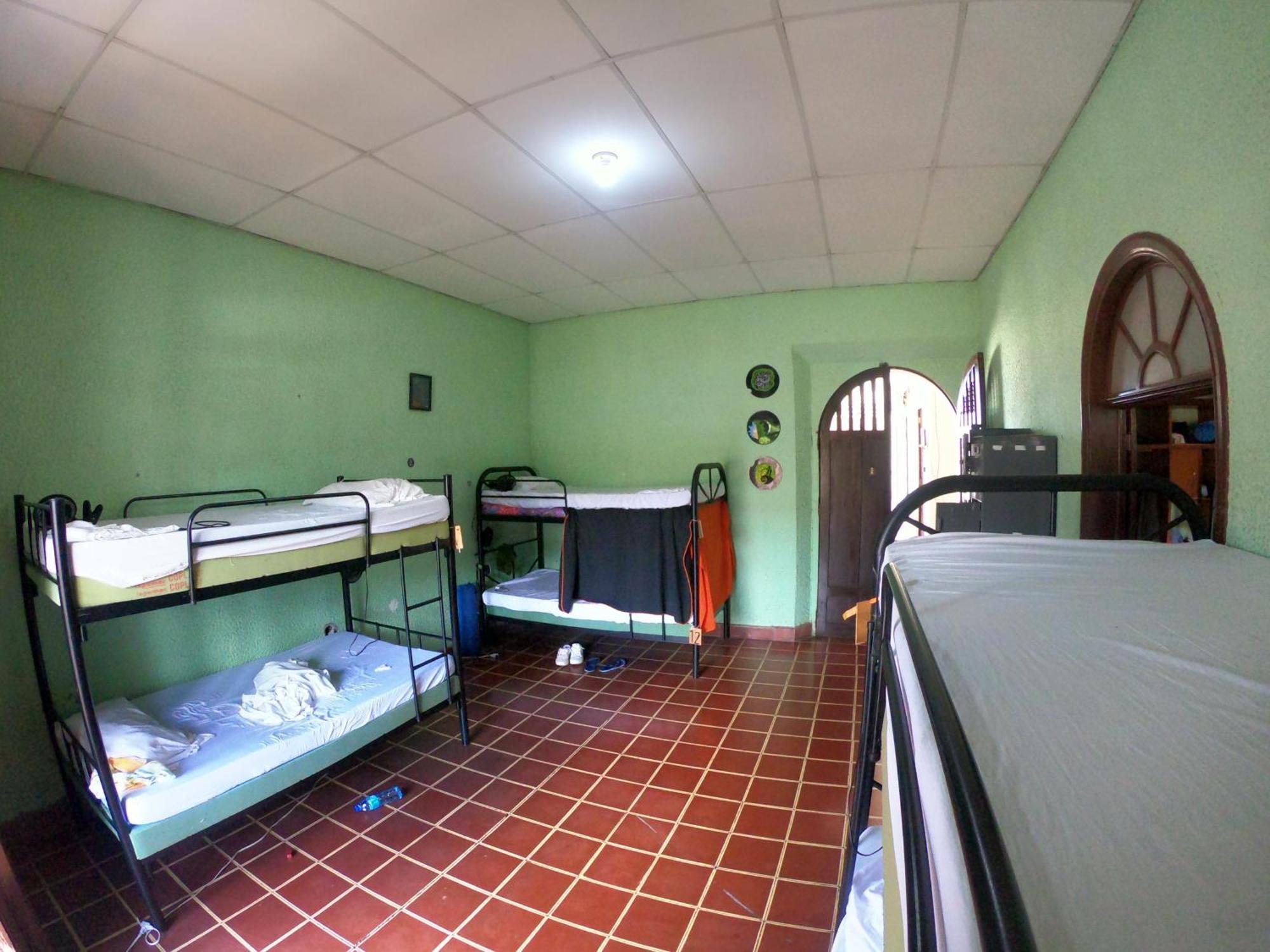 Ricks Hostel Santa Ana Ngoại thất bức ảnh
