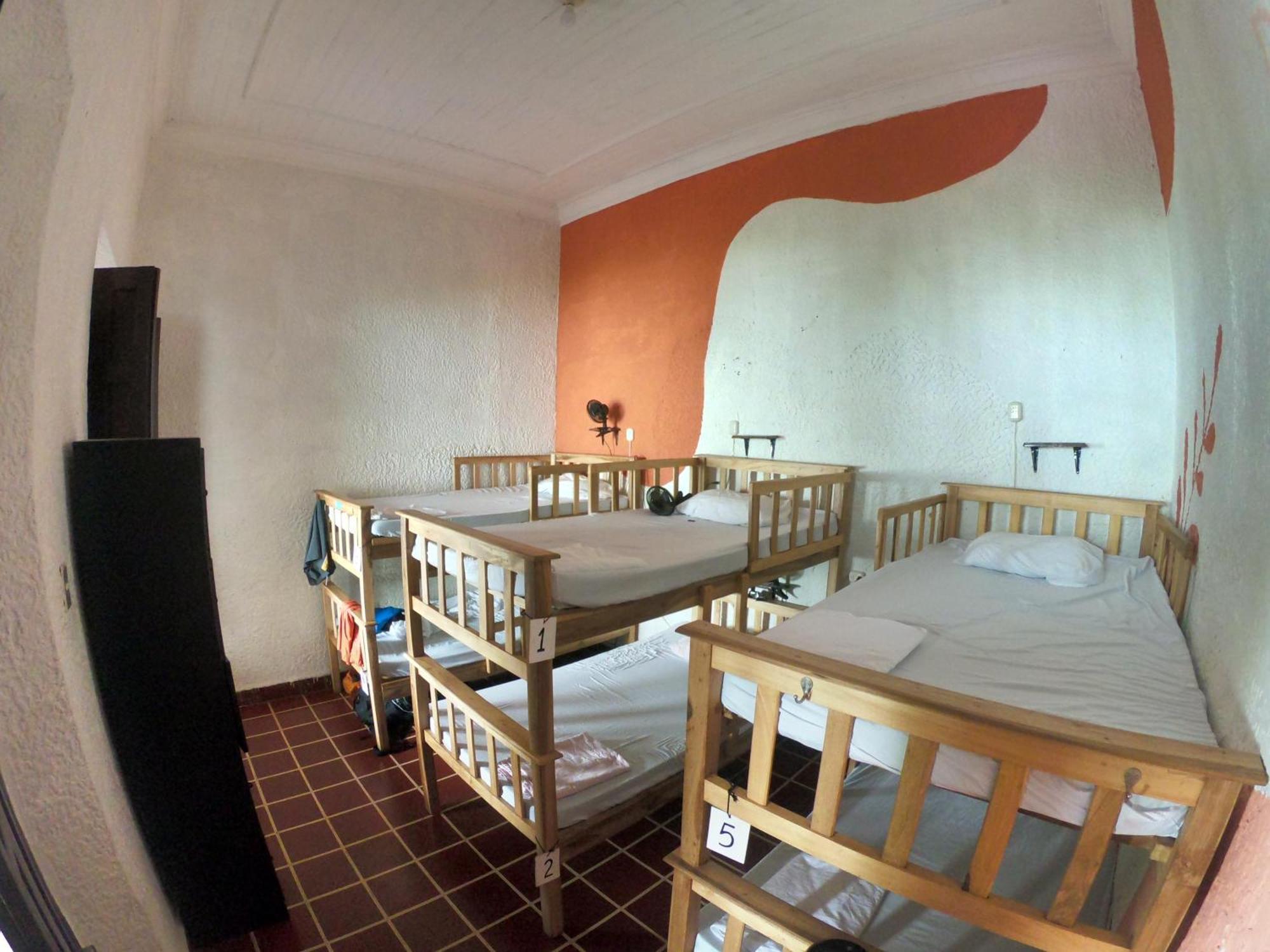 Ricks Hostel Santa Ana Ngoại thất bức ảnh