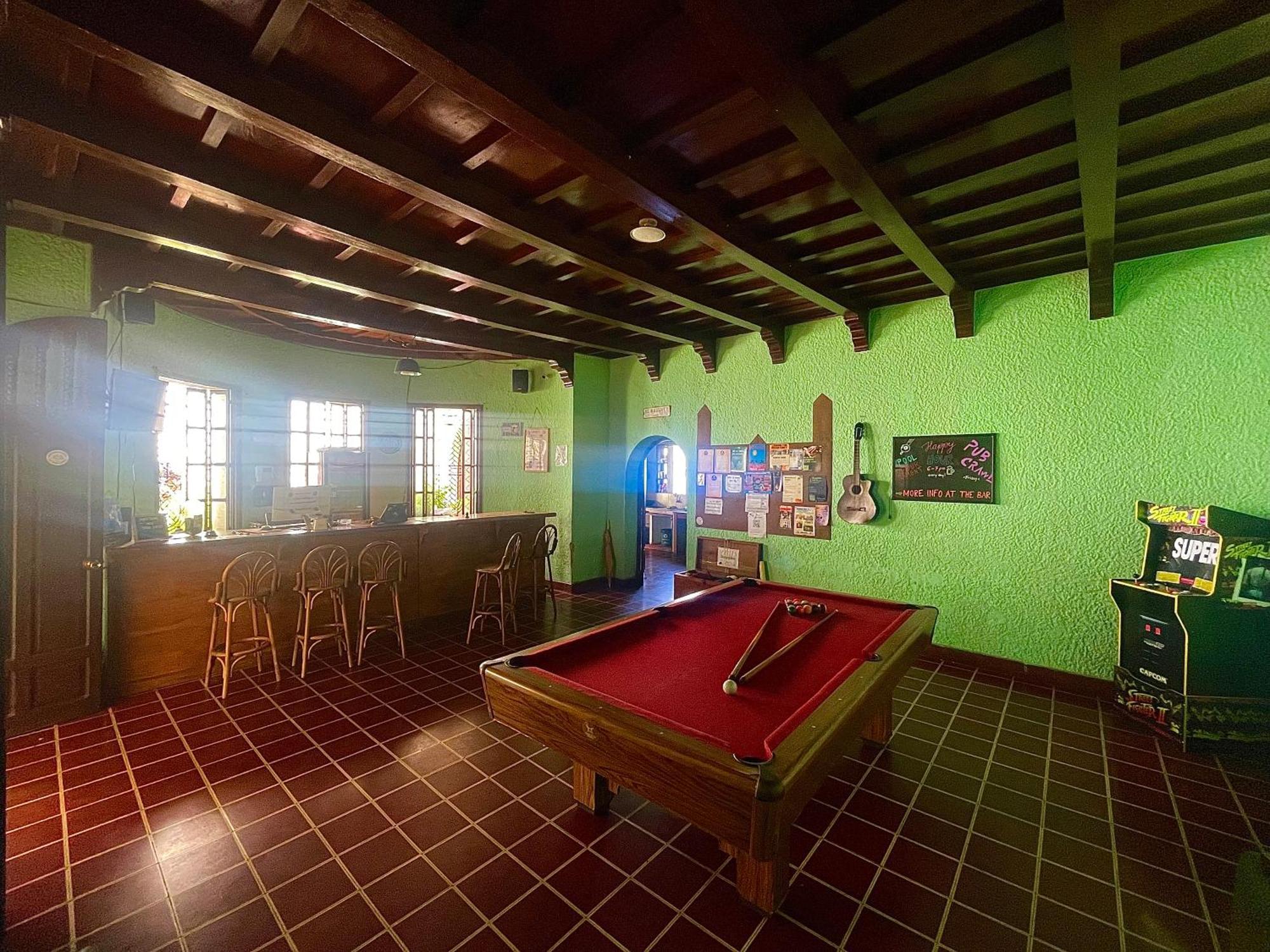 Ricks Hostel Santa Ana Ngoại thất bức ảnh
